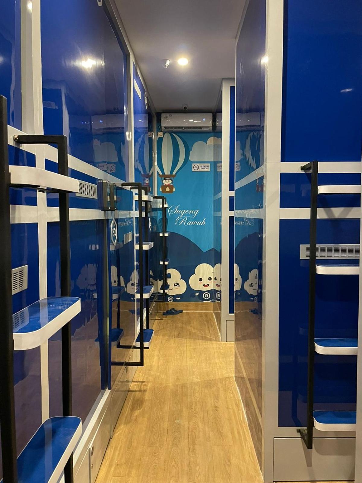 Capsule hotel Rosalyne Sleepbox Tugu 2 *
